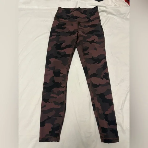 Lululemon Wunder Train High-Rise Tight 25" - Picture 3 of 9